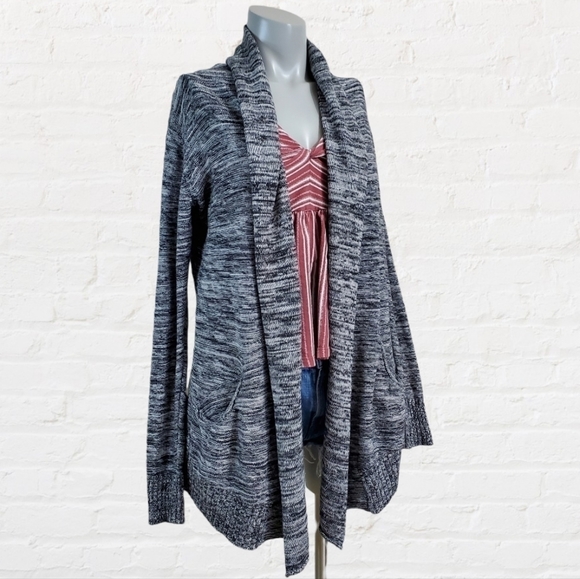 Wilfred Gray Women's Cardigan Sweater - Picture 4 of 15